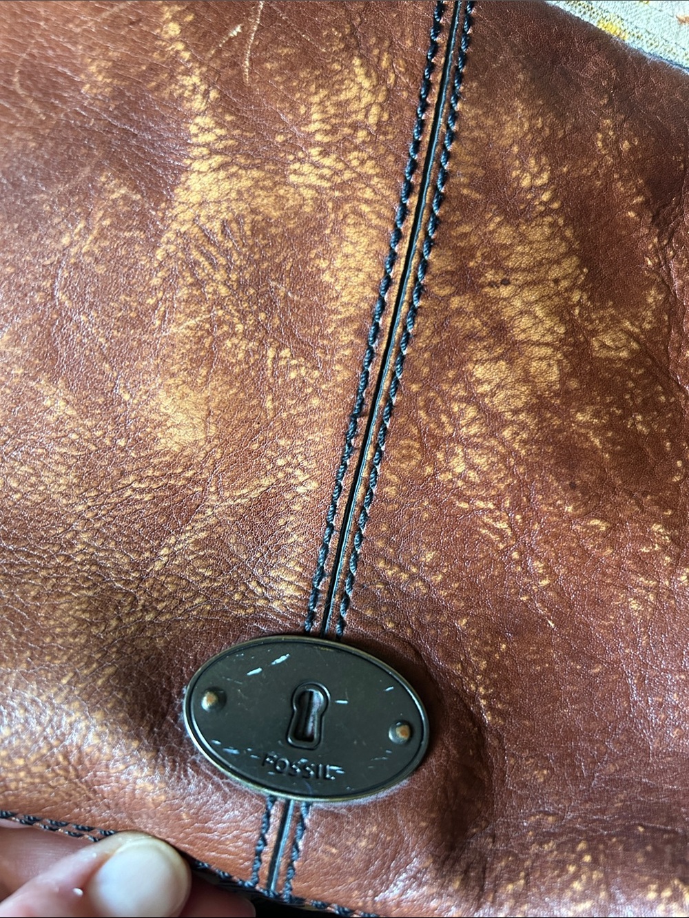 Fossil: Brown Floral Canvas & Leather Crossbody Bag - Picture 3 of 6